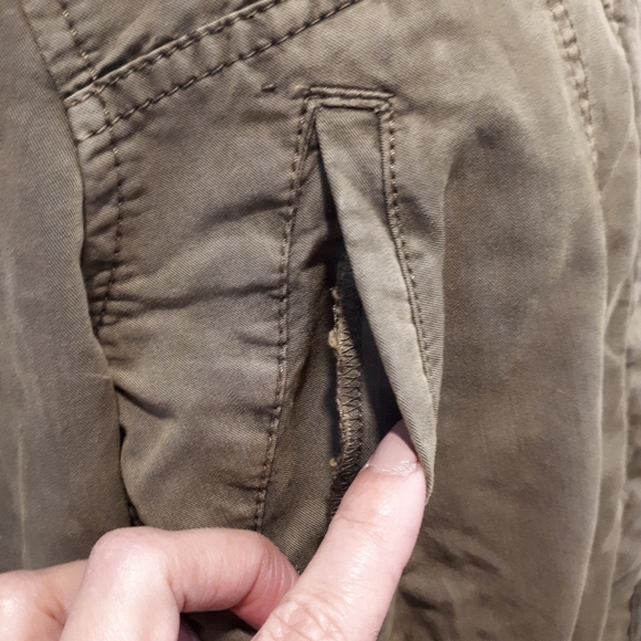 BOHO STYLE HINGE GREEN JACKET - Picture 9 of 16